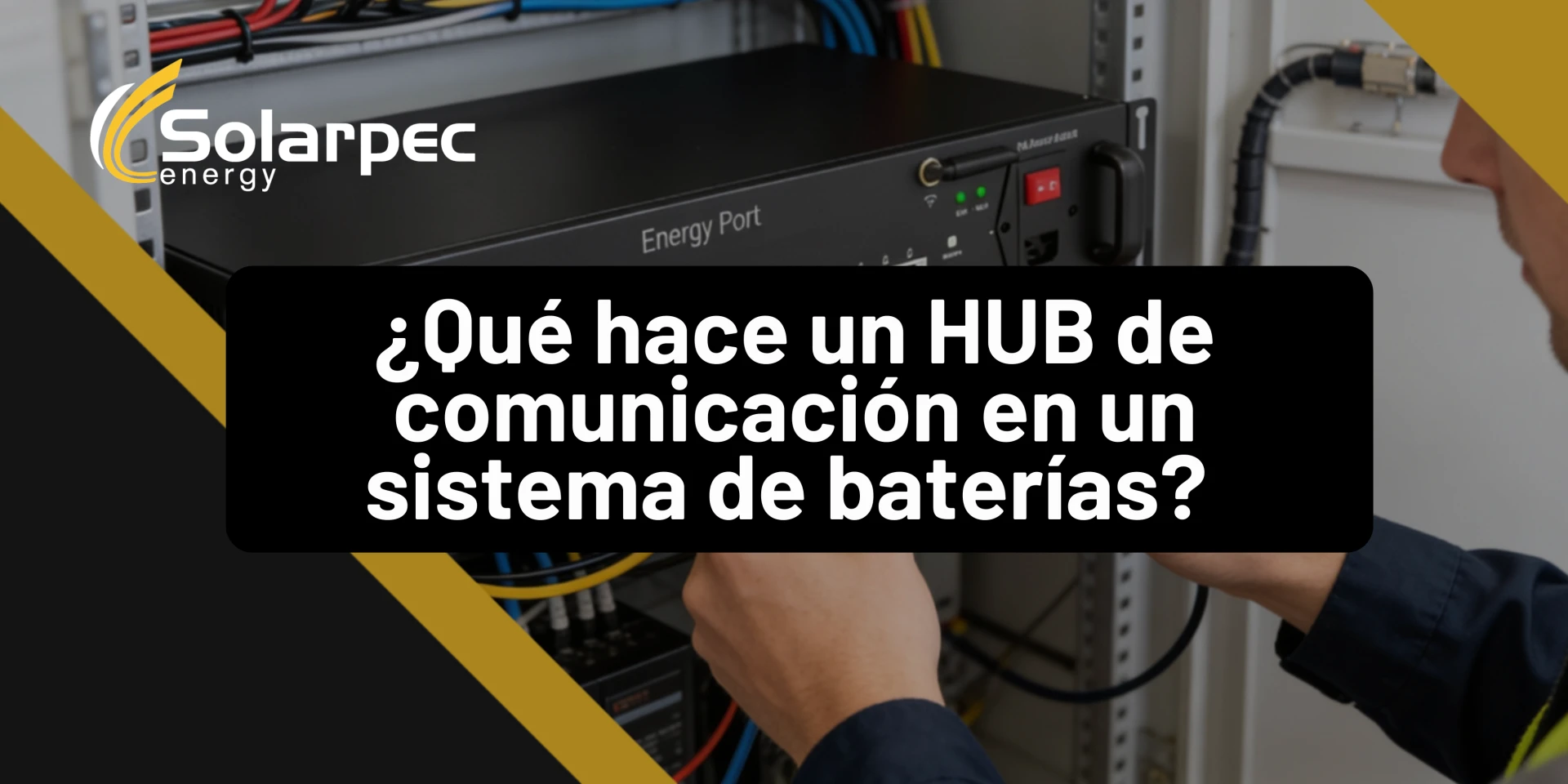 ¿Qué hace un HUB de comunicación en un sistema de baterías? 